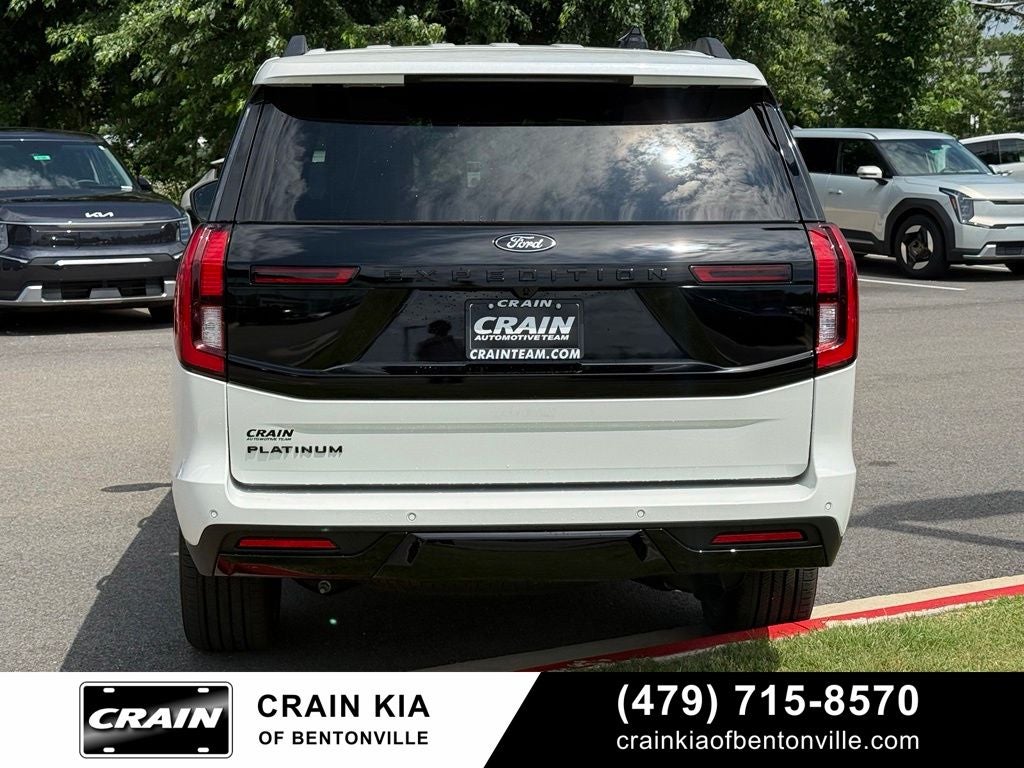 2026 Ford Expedition Platinum - 4WD / PANORAMIC SUNROOF / ONE OWNER