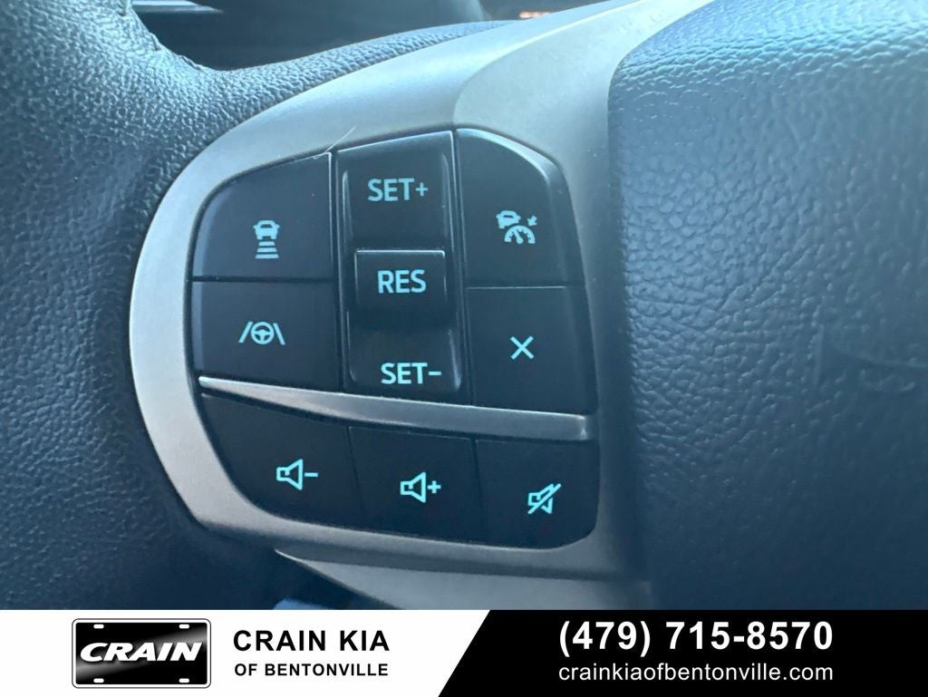 2024 Ford Explorer XLT - 4WD / CLEAN CARFAX / ONE OWNER