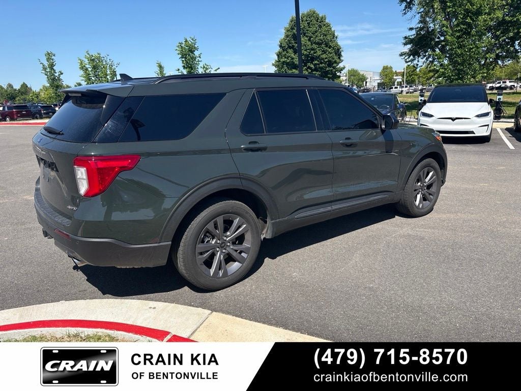 2024 Ford Explorer XLT - 4WD / CLEAN CARFAX / ONE OWNER