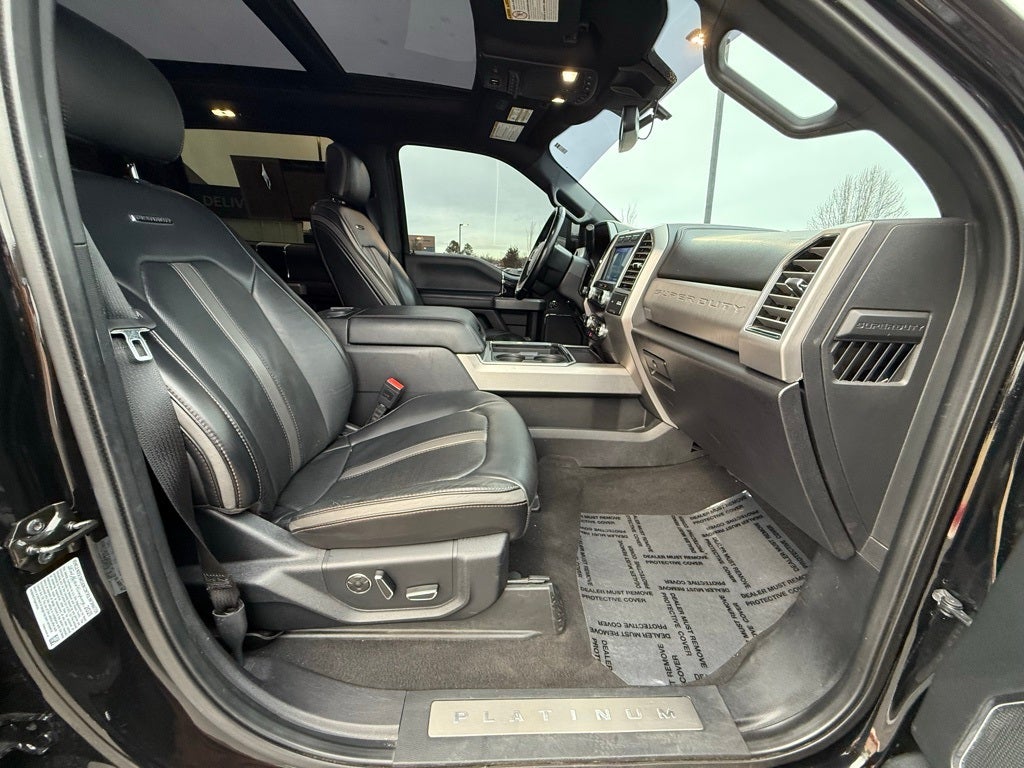 2021 Ford F-450SD Platinum - 4WD / PANORAMIC SUNROOF / $30K LIFT / WHEELS