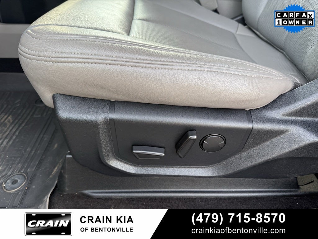 2019 Ford F-150 Lariat - 4WD / CARFAX ONE OWNER