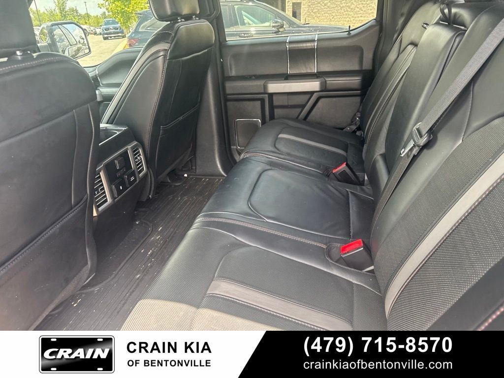 2018 Ford F-150 Platinum - 4WD / PANORAMIC SUNROOF