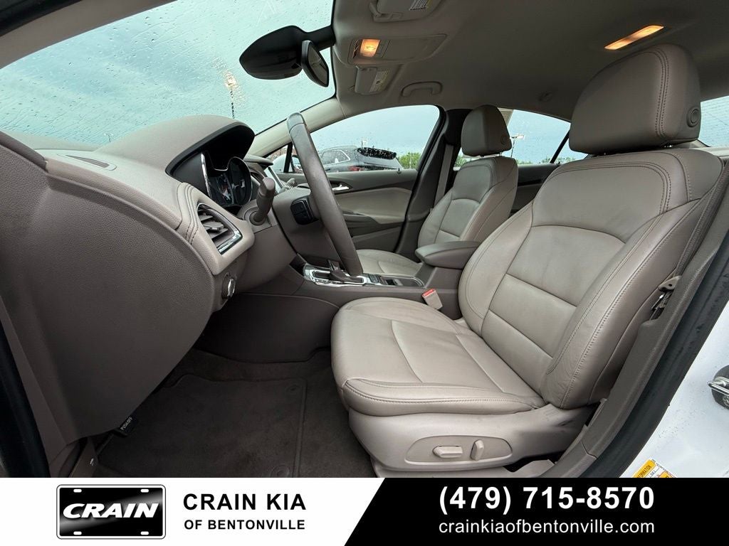 2017 Chevrolet Cruze Premier - CLEAN CARFAX HISTORY