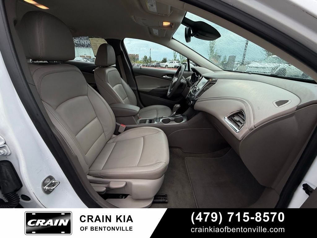 2017 Chevrolet Cruze Premier - CLEAN CARFAX HISTORY