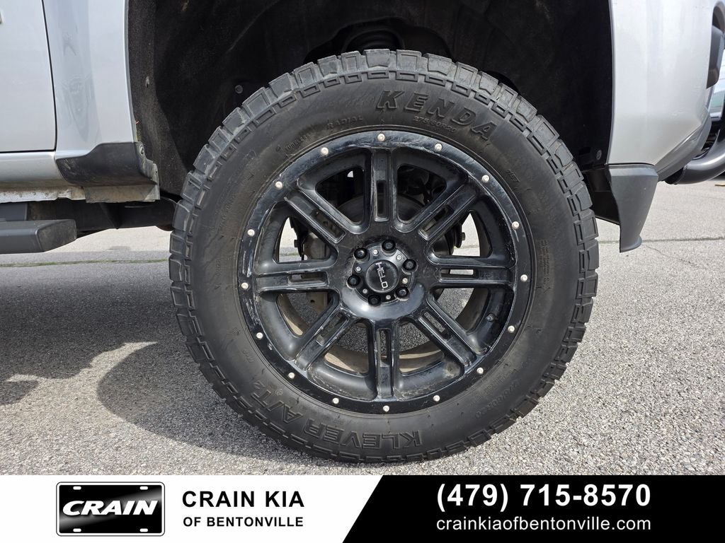 2019 Chevrolet Colorado LT - LIFTED! / 4WD / CLEAN CARFAX