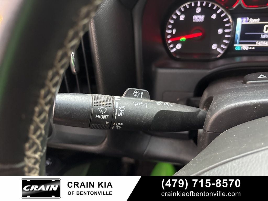 2016 Chevrolet Silverado 1500 LT - 4WD / LIFTED / WHEELS / TIRES