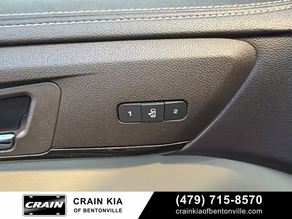 2016 GMC Acadia Denali - AWD / SUNROOF / DVD