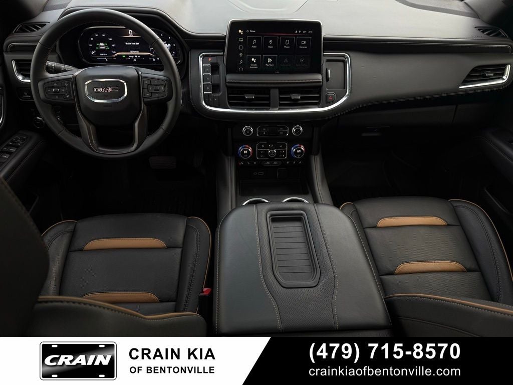 2024 GMC Yukon AT4 - 4WD / PANORAMIC SUNROOF / CLEAN CARFAX
