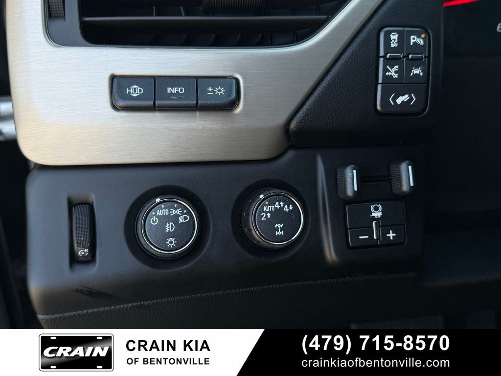 2018 GMC Yukon XL Denali Ultimate - 4WD / SUNROOF / CLEAN CARFAX