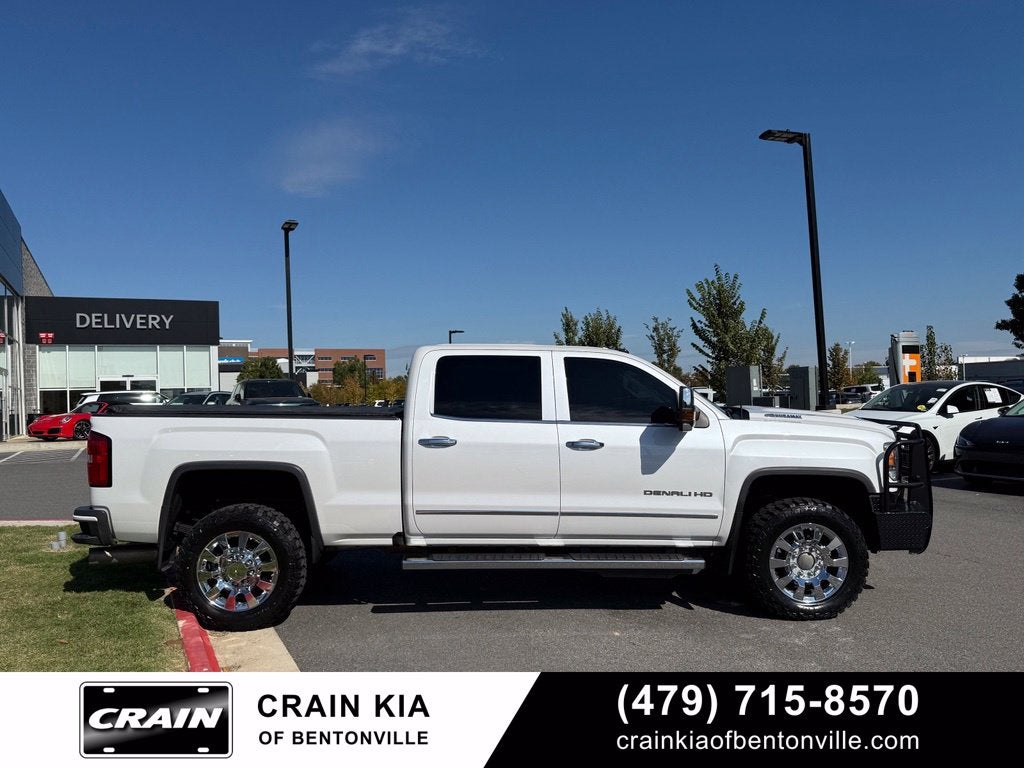 2019 GMC Sierra 3500HD Denali - 4WD