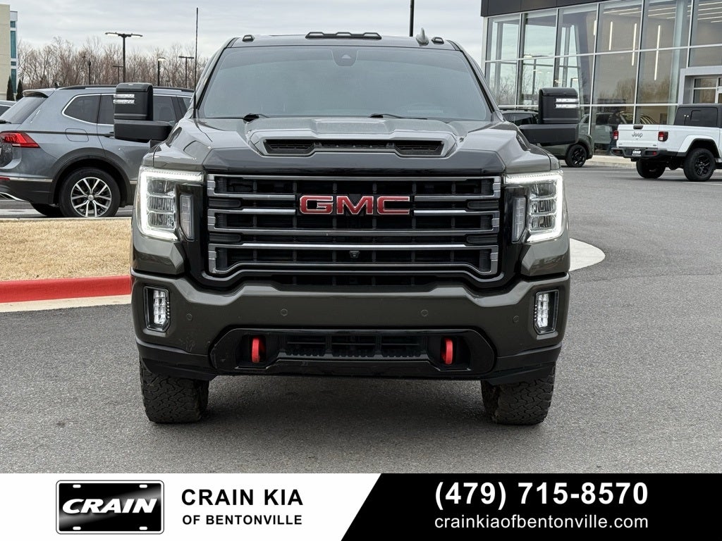 2023 GMC Sierra 2500HD AT4 - 4WD / SUNROOF / CLEAN CARFAX
