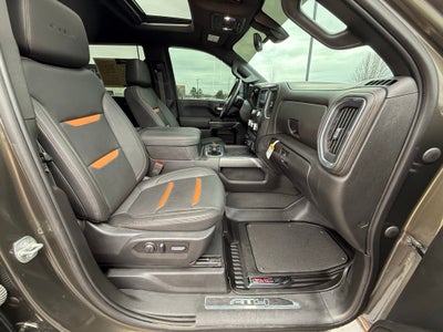 2023 GMC Sierra 2500HD AT4 - 4WD / SUNROOF / CLEAN CARFAX