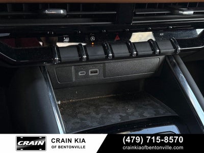 2024 GMC Canyon AT4 - 4WD / CLEAN CARFAX / ONE OWNER