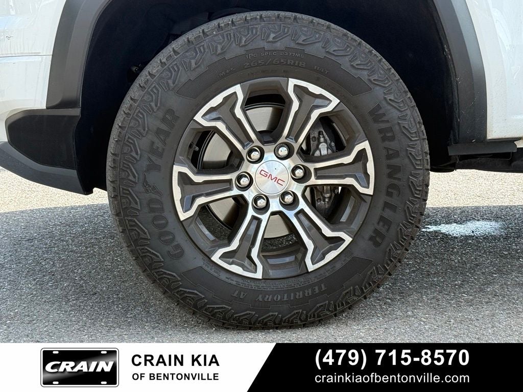 2024 GMC Canyon AT4 - 4WD / CLEAN CARFAX / ONE OWNER