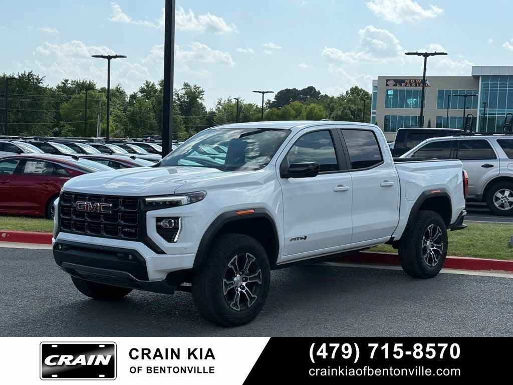 2024 GMC Canyon AT4 - 4WD / CLEAN CARFAX / ONE OWNER