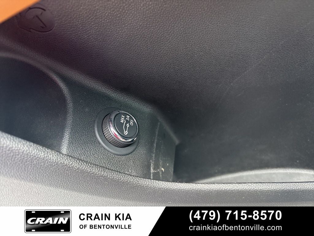 2019 Cadillac XT4 Premium Luxury - AWD / PANORAMIC SUNROOF / CLEAN CARFAX