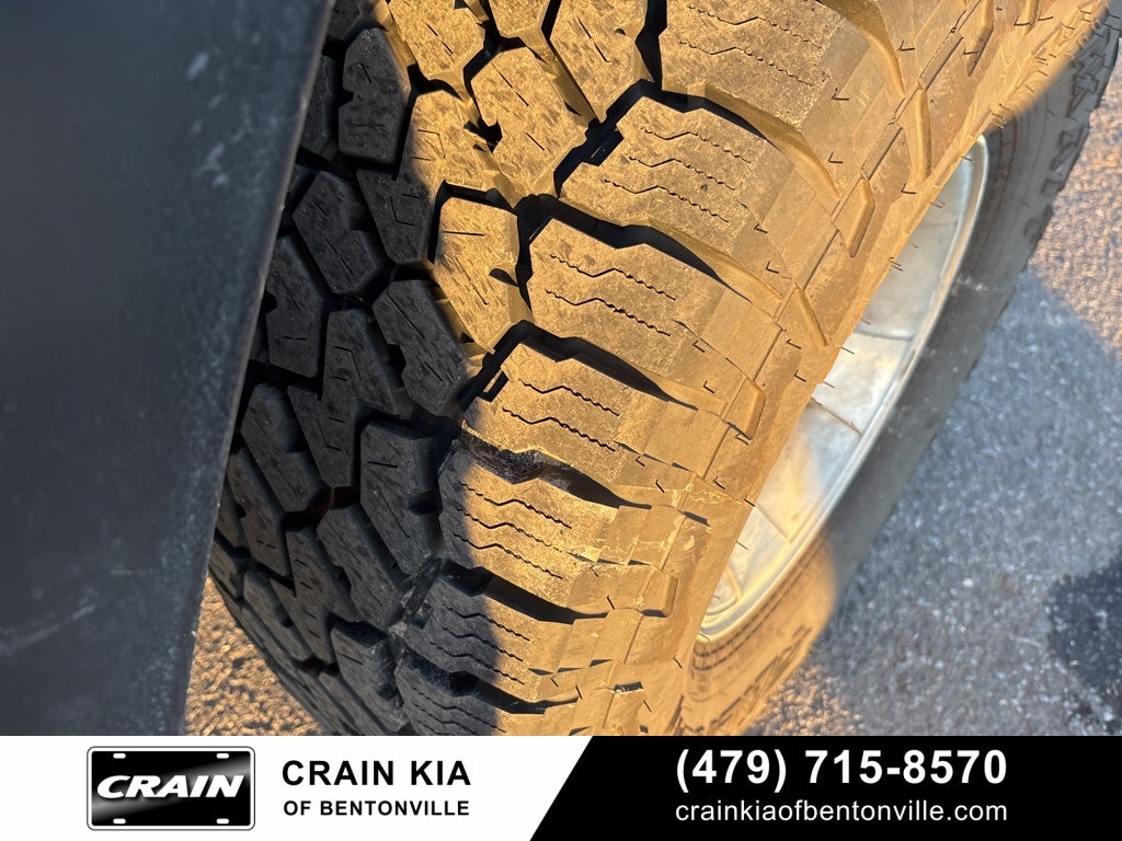 2000 Jeep Wrangler Sport - 4WD / CLEAN CARFAX