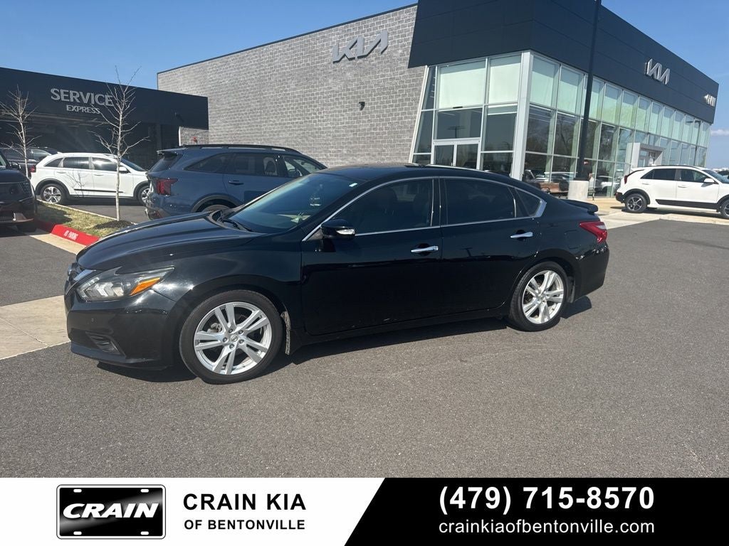 2017 Nissan Altima 3.5 SL - SUNROOF