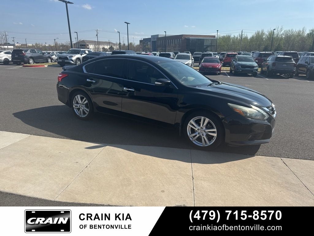 2017 Nissan Altima 3.5 SL - SUNROOF