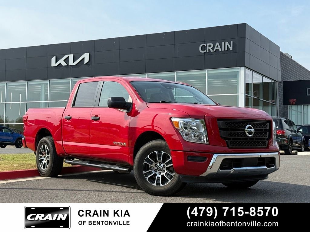 2022 Nissan Titan SV - 4WD