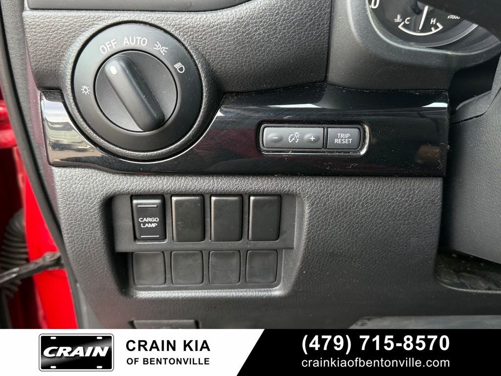 2022 Nissan Titan SV - 4WD