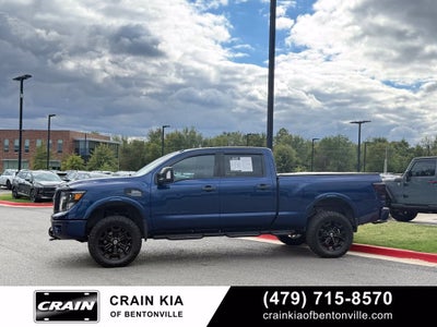 2017 Nissan Titan XD PRO-4X - 4WD / CLEAN CARFAX
