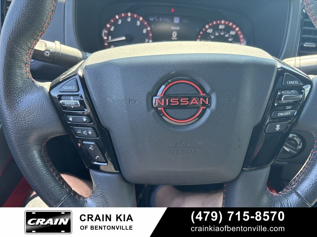 2024 Nissan Frontier PRO-4X - 4WD / SUNROOF / CARFAX ONE OWNER