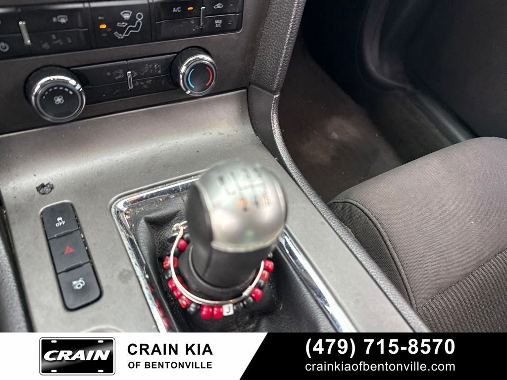 2013 Ford Mustang V6