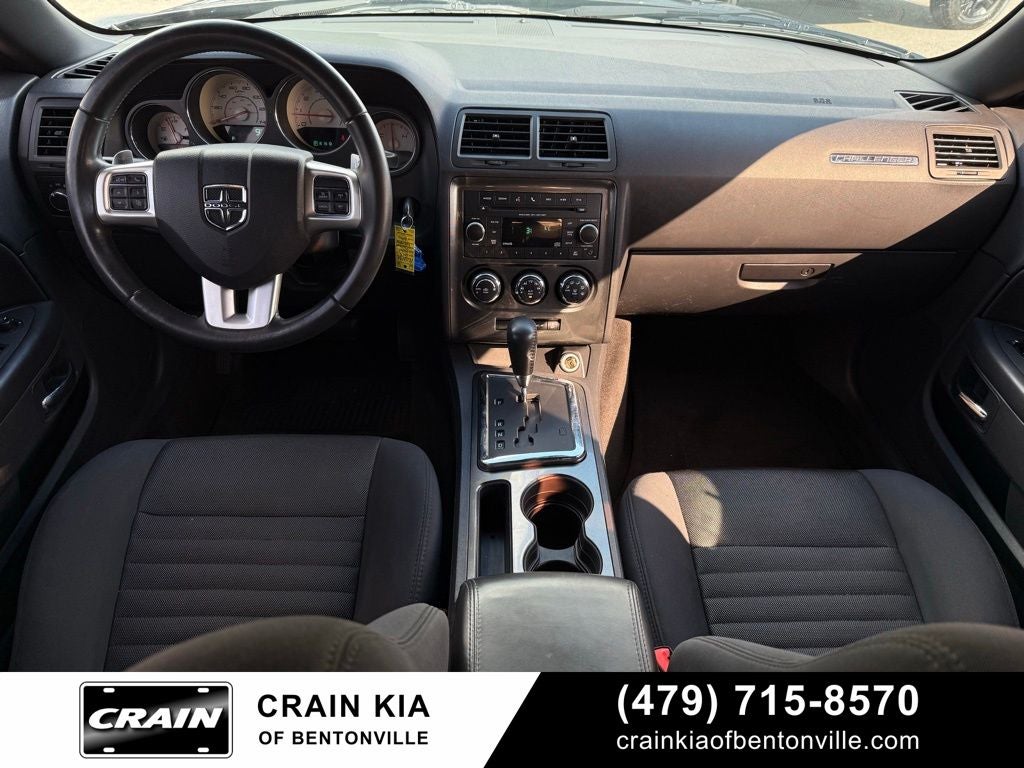 2013 Dodge Challenger SXT - CLEAN CARFAX HISTORY