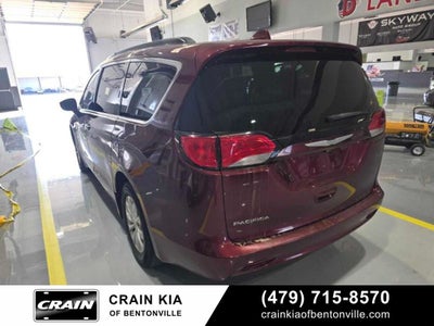 2017 Chrysler Pacifica Touring - WHOLESALE / AS-IS