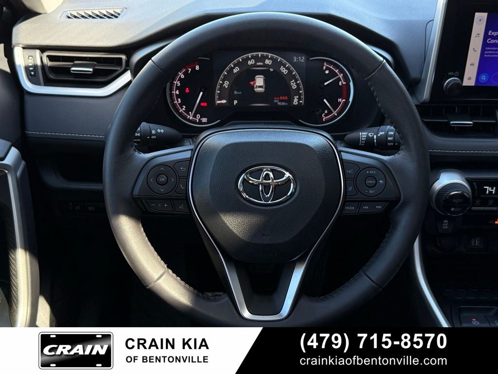 2024 Toyota RAV4 XLE Premium - SUNROOF / CLEAN CARFAX / ONE OWNER
