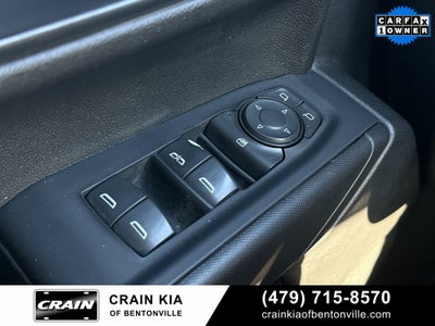 2022 Chevrolet Silverado 1500 Custom - 4WD / CLEAN CARFAX / ONE OWNER