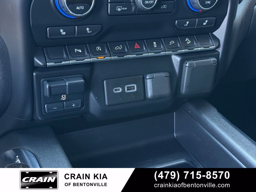 2020 Chevrolet Silverado 1500 LT Trail Boss - 4WD / CLEAN CARFAX / LEATHER