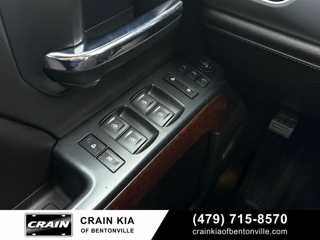 2017 GMC Sierra 1500 SLT - 4WD / SUNROOF / CLEAN CARFAX / ONE OWNER