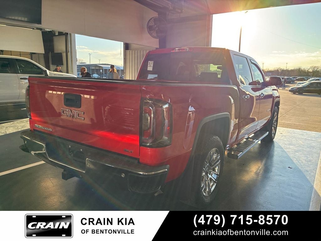 2017 GMC Sierra 1500 SLT - 4WD / SUNROOF / CLEAN CARFAX / ONE OWNER