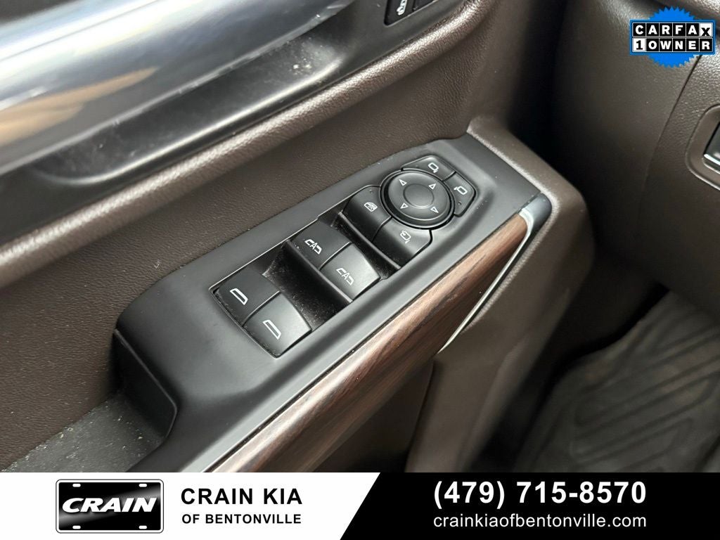 2021 GMC Sierra 1500 SLT - 4WD / CARFAX ONE OWNER