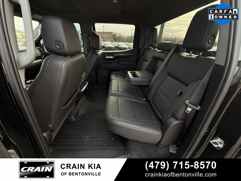 2023 GMC Sierra 1500 SLT - 4WD / CARFAX ONE OWNER