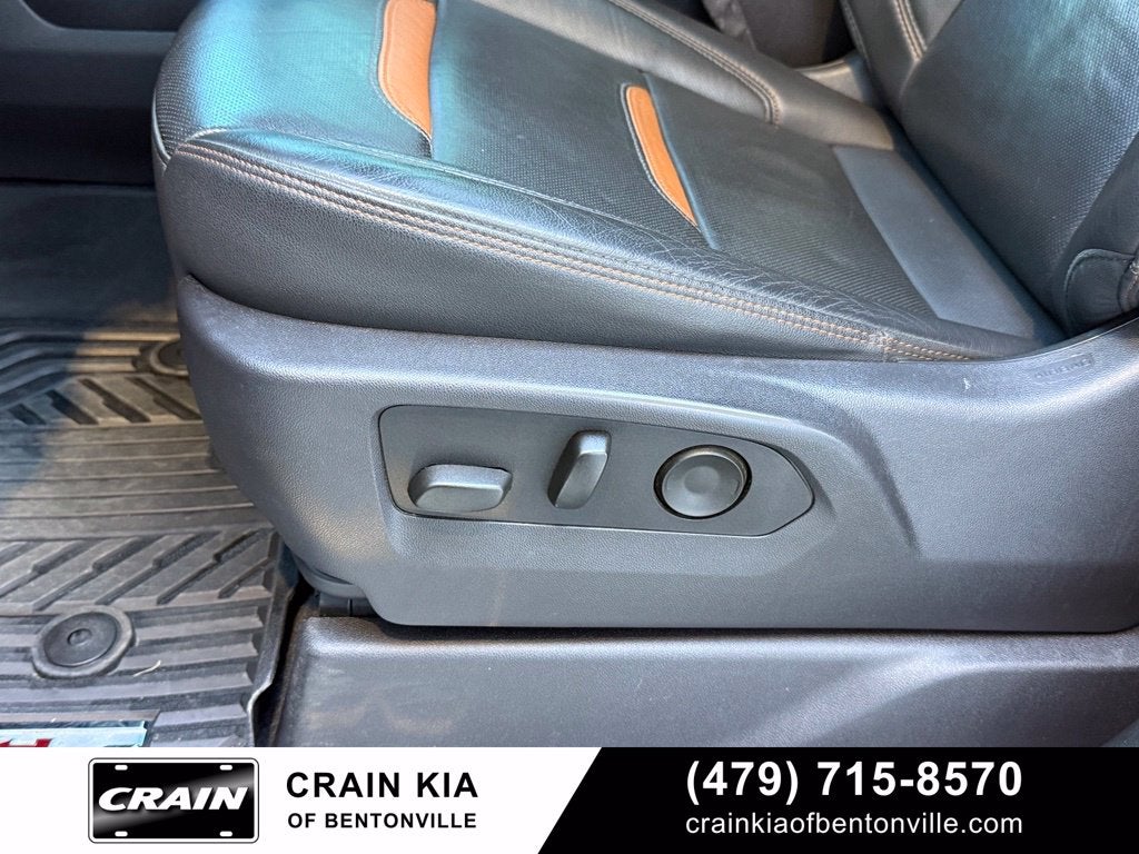 2024 GMC Sierra 1500 AT4 - 4WD / SUNROOF / CLEAN CARFAX