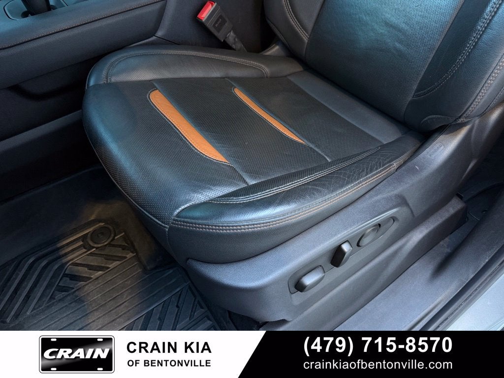 2024 GMC Sierra 1500 AT4 - 4WD / SUNROOF / CLEAN CARFAX