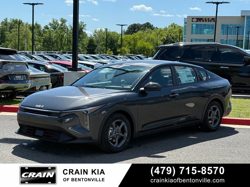2026 Kia K4 LXS