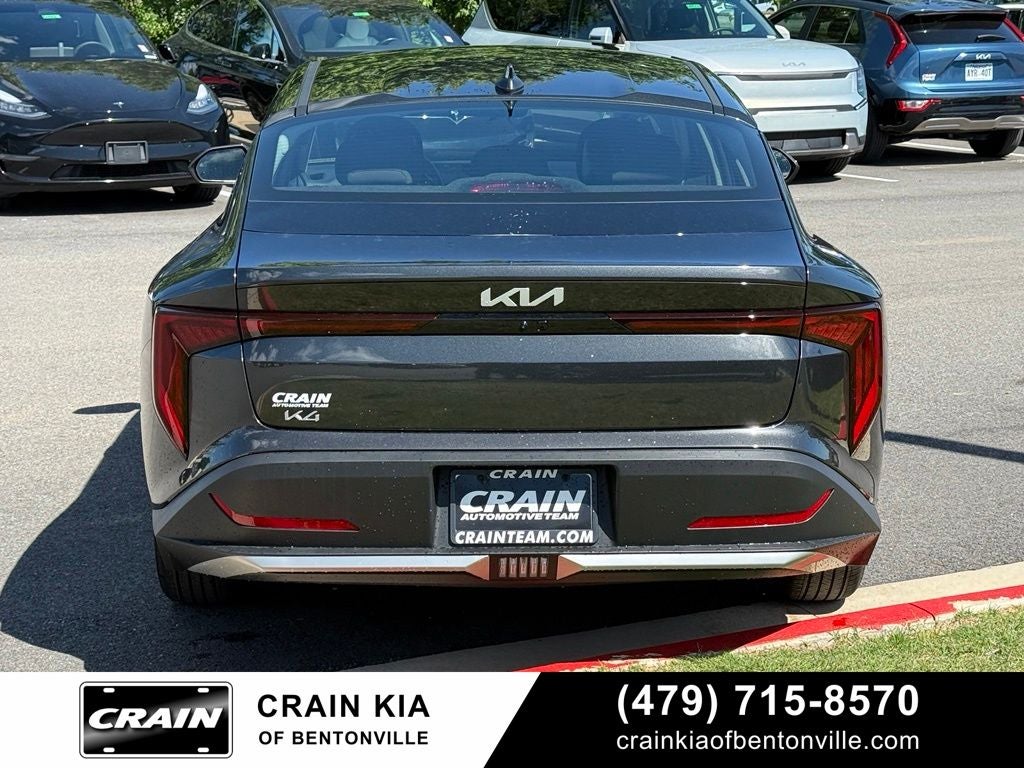 2026 Kia K4 LXS