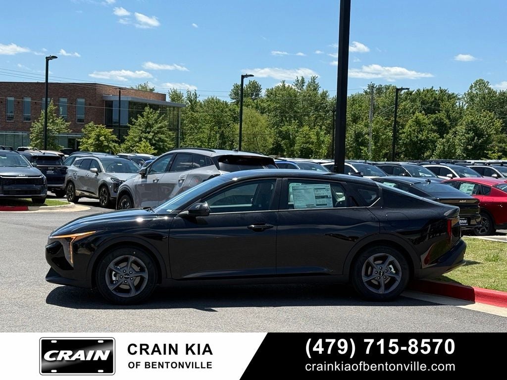 2026 Kia K4 LXS