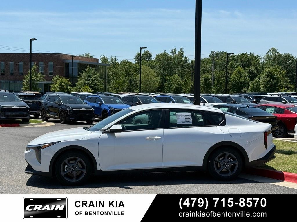 2026 Kia K4 LXS
