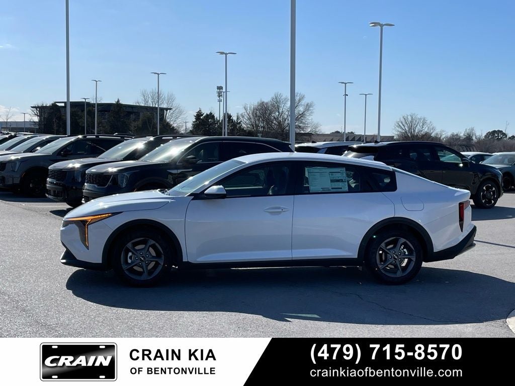 2026 Kia K4 LXS