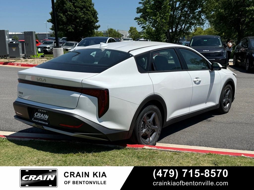 2026 Kia K4 LXS