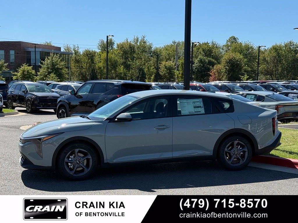 2026 Kia K4 LXS