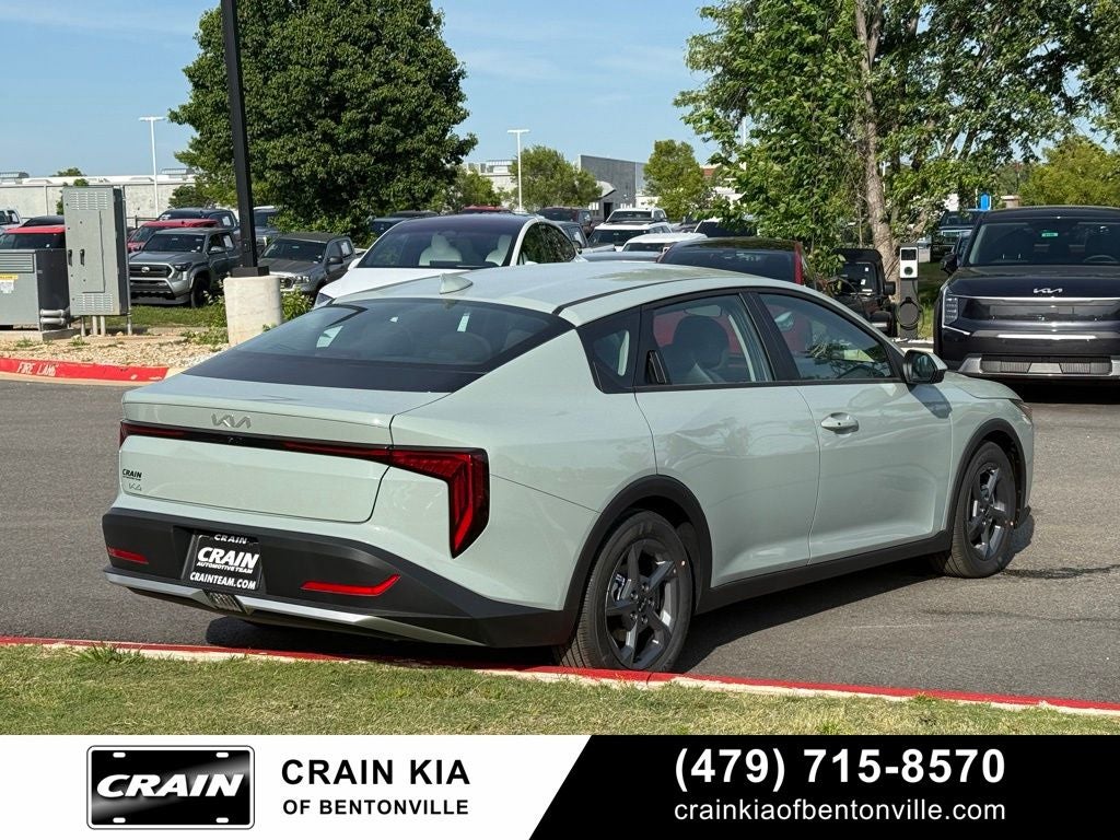 2026 Kia K4 LXS