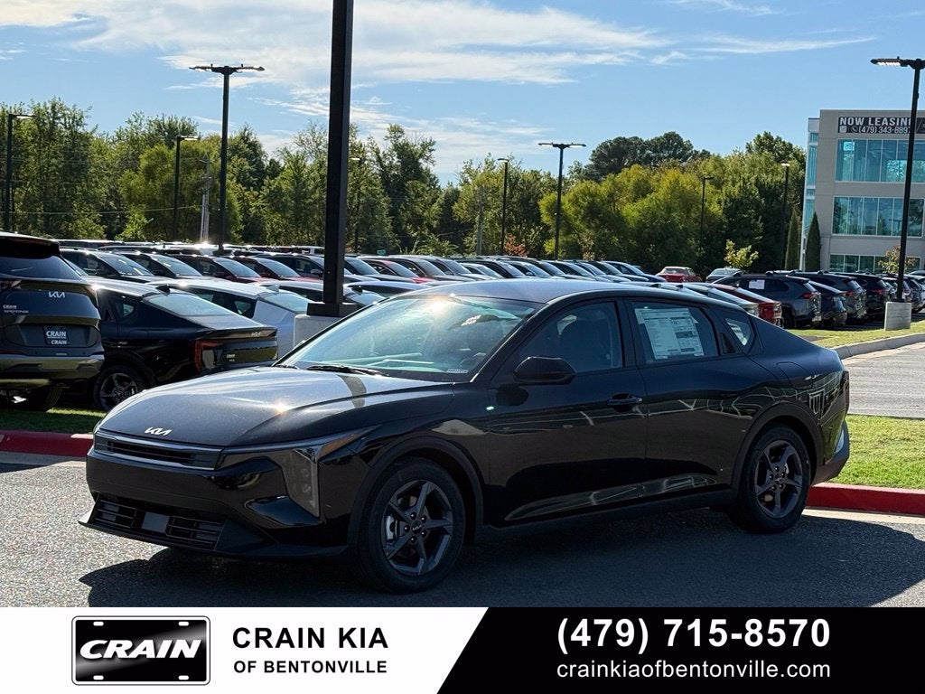 2026 Kia K4 LXS