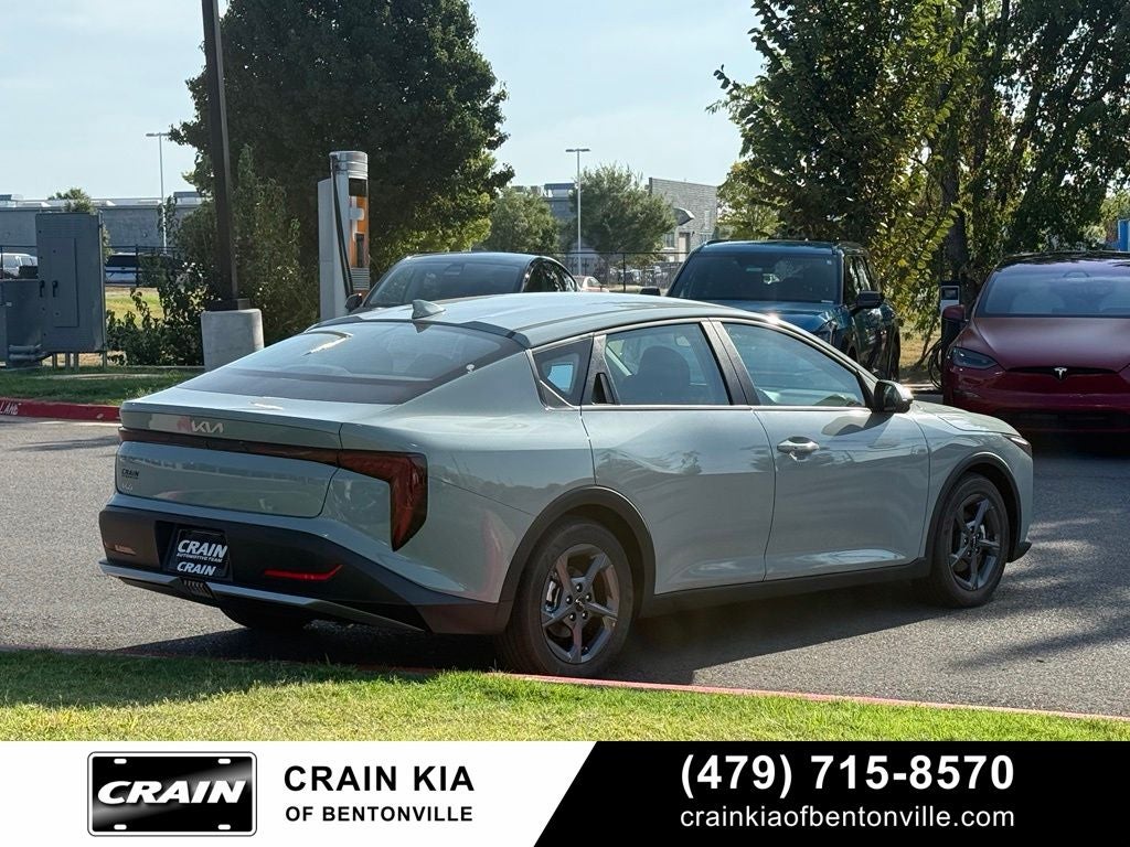2026 Kia K4 LXS