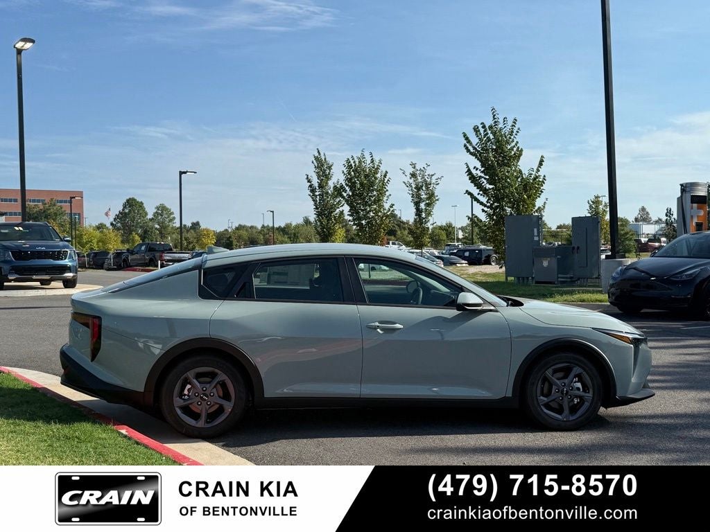 2026 Kia K4 LXS